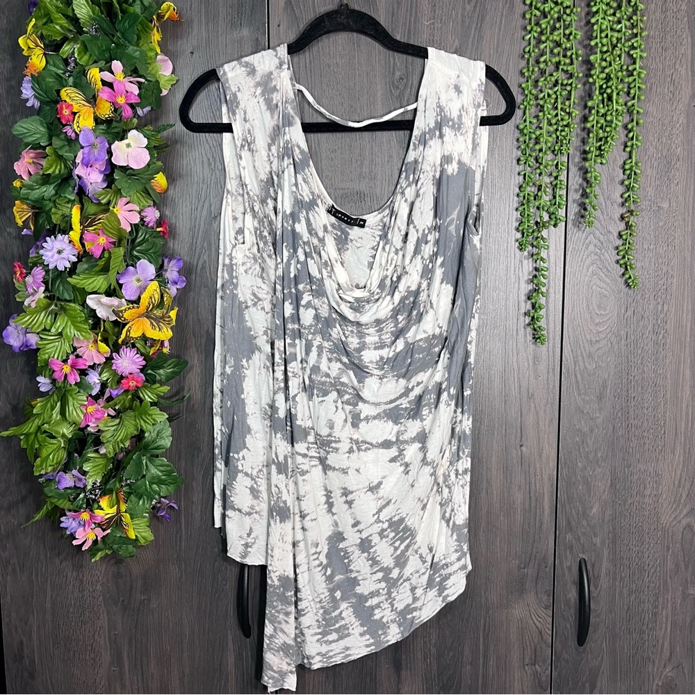 **💙2/$40💙T Party Sleeveless Tie Dye Drape Blouse Size Medium